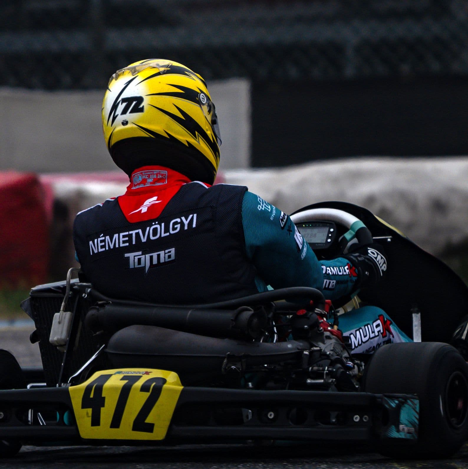 From behind: number 472 and his name on the race suit, Jesolo